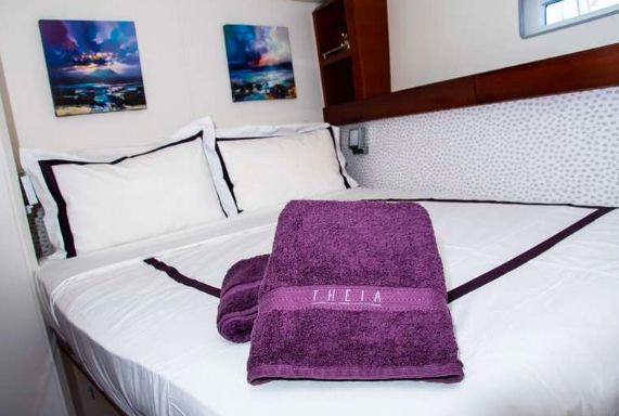 THEIA OF LONDON - Master cabin overview
