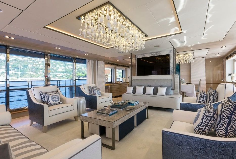 THUMPER - Sunseeker 40m - Main Salon