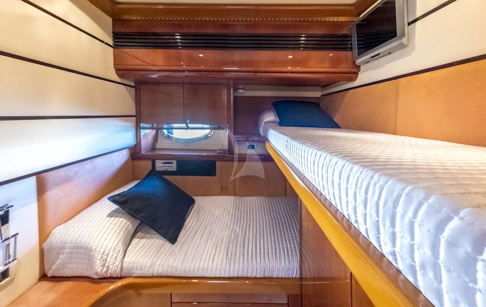 VANQUISH - Twin suite