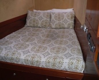 victoria_cabin2