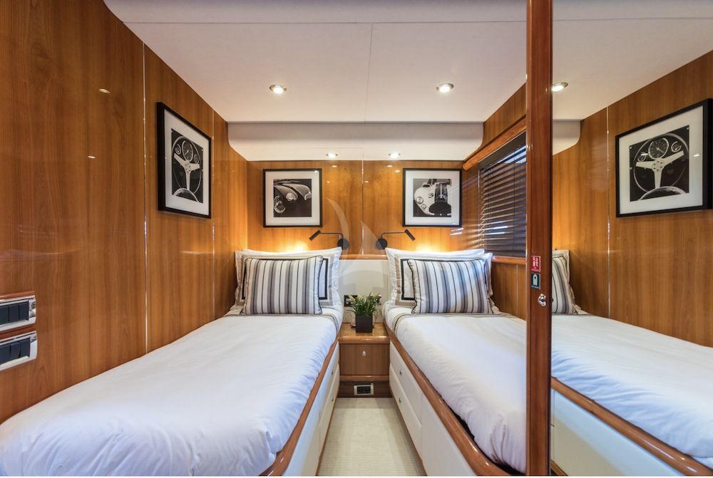 Twin cabin
