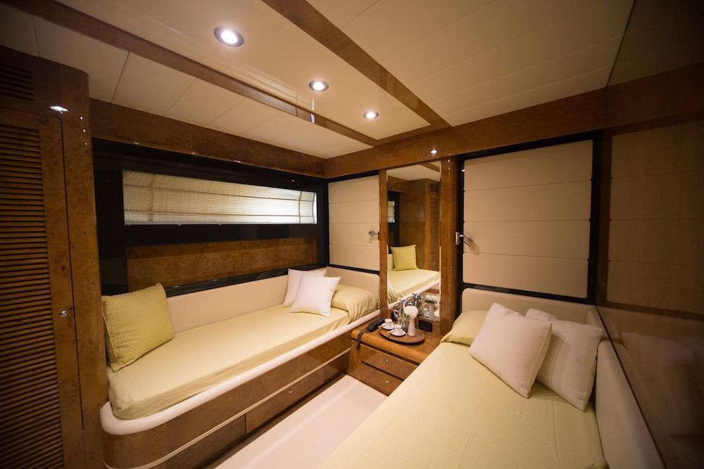 ZIA CANAIA Riva Yacht Twin Cabin