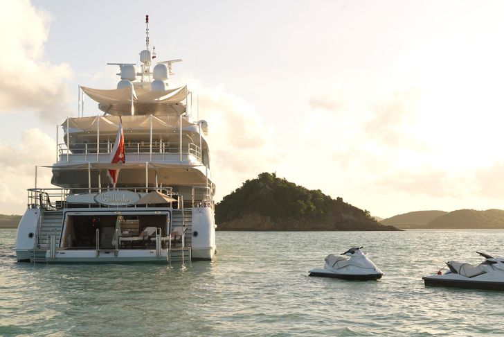 Crewed Yacht Charter Motor Catamaran Sailing Boat Crewed Yacht Charter Motor Catamaran Sailing Boat