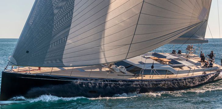 FARFALLA Monohull Sailing Yacht GRID