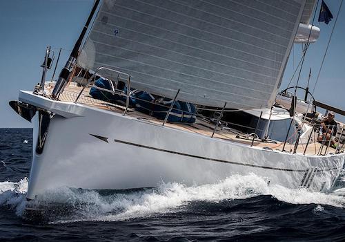 Luxury Monohull Sailing Yacht 