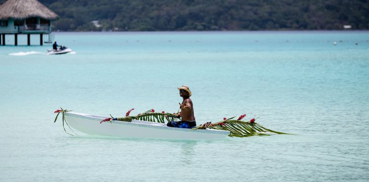 Tahiti Motor Yacht Charter Guide Grid